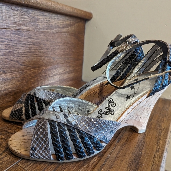 Naughty monkey cork wedge block heel Size 8.5 - Picture 8 of 15